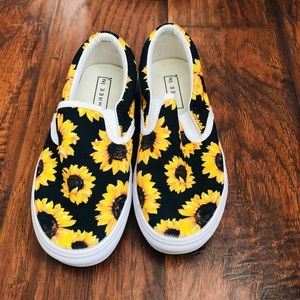 Sunflower Canvas Womens Shoes | 6.5